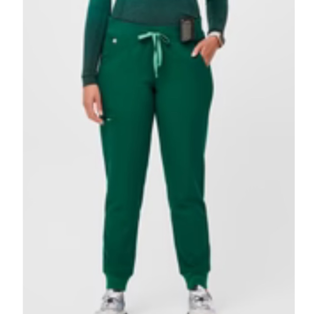 Figs Zamora Hunter Green L/P